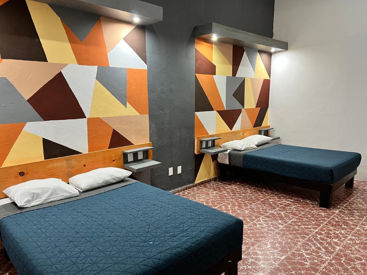 Bed and Breakfast Casa Aura Морелия Экстерьер фото