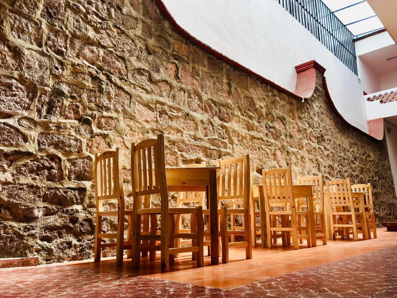 Bed and Breakfast Casa Aura Морелия Экстерьер фото